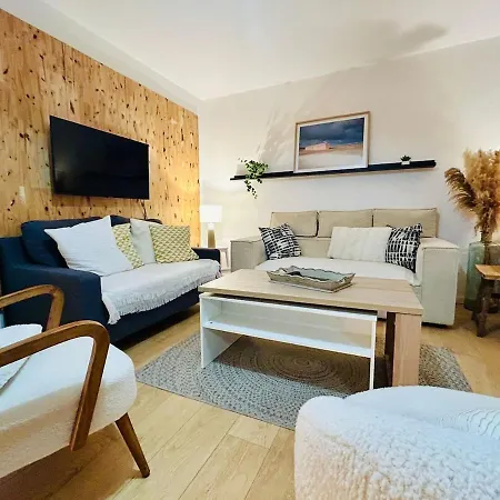 F3 Central, Bright And Quiet In Caen