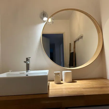 Apartment F3 Central, Bright And Quiet In Caen