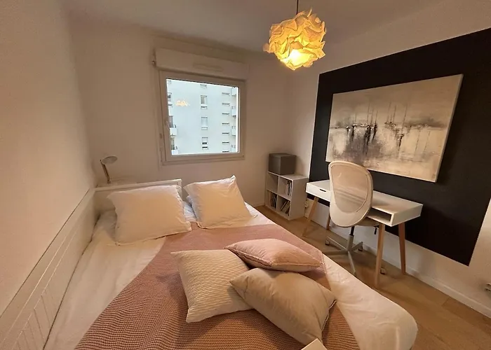 F3 Central, Bright And Quiet In *